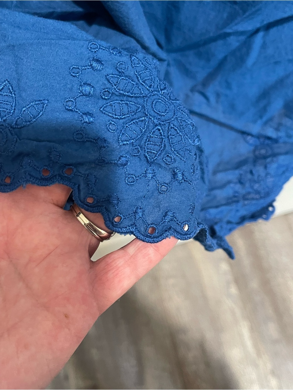 NWOT Lane Bryant Cobalt Blue Sleeveless Tank with Scalloped Hem - Picture 2 of 3